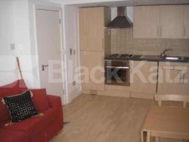 			2 Bedroom, 1 bath, 1 reception Flat			 Hazellville Road, ARCHWAY N19